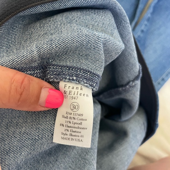 Frank & Eileen Pull On High Rise Blue Jeans - Picture 9 of 9